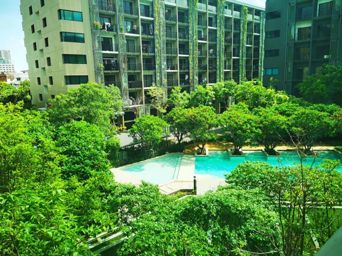 Blossom Sathorn Hospitality （曼谷高端酒店公寓） Exterior photo